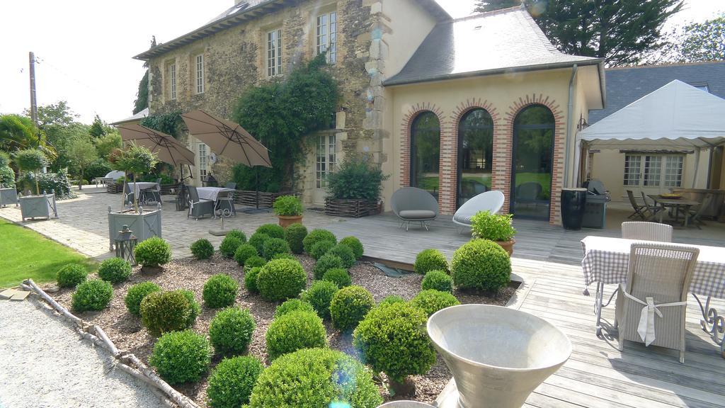 Les Demeures De Marie Bed & Breakfast Pace  Exterior photo